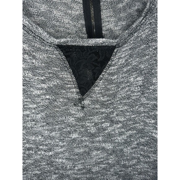 Torrid Size 3 Black Lace Short Sleeves Tunic Gray Marbled -EUC 22/24 - Picture 8 of 10